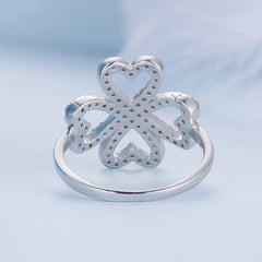 Clover Ring