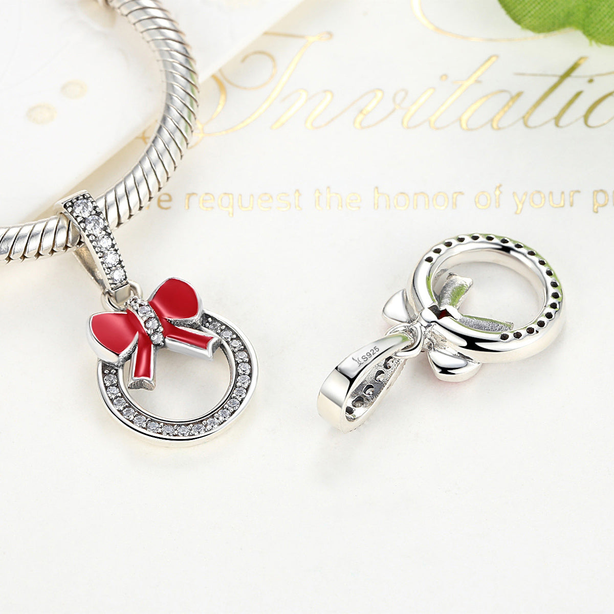 Red Christmas Wreath Dangle Charm