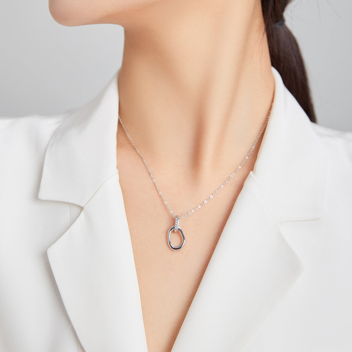 Assymetric Oval Pendant Necklace